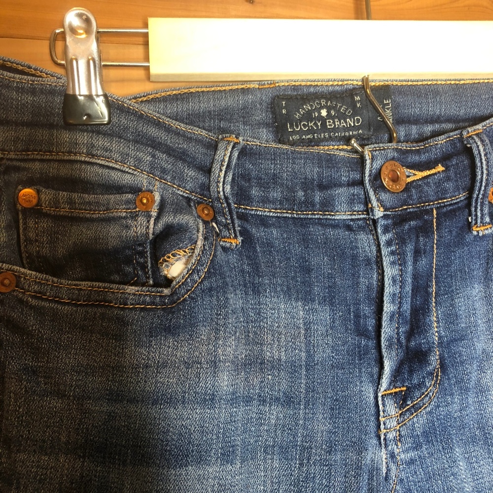 Lucky Brand Sweet N Straight Dark Wash Jeans 4 - Picture 3 of 7